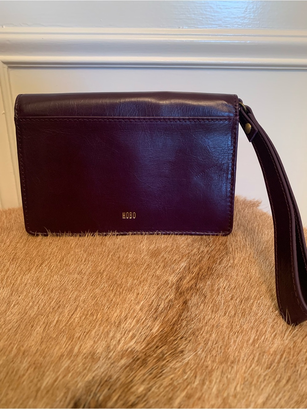 Hobo Jill leather wristlet/ wallet 
great condition Plum color